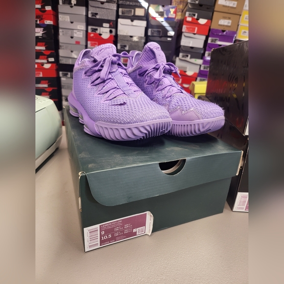 lebron 16 low lakers